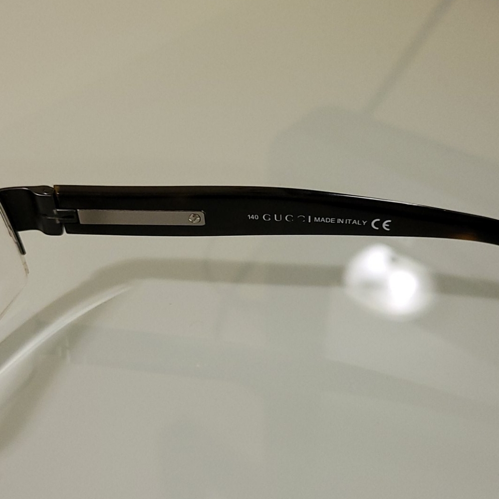 🔥🔥Authentic Gucci eyeglasses🔥🔥 - Picture 7 of 11